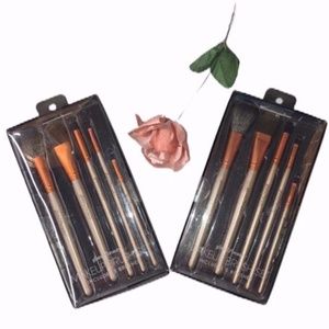 Glamour and beauty make up brush set